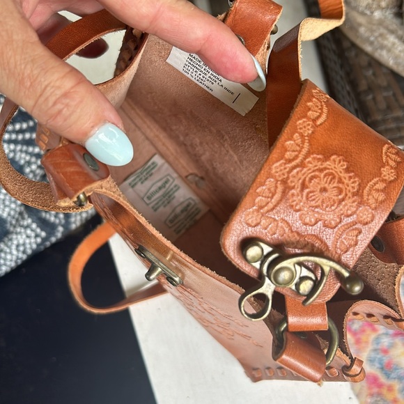 NWOT Hand Tooled Leather Bag - Picture 7 of 11